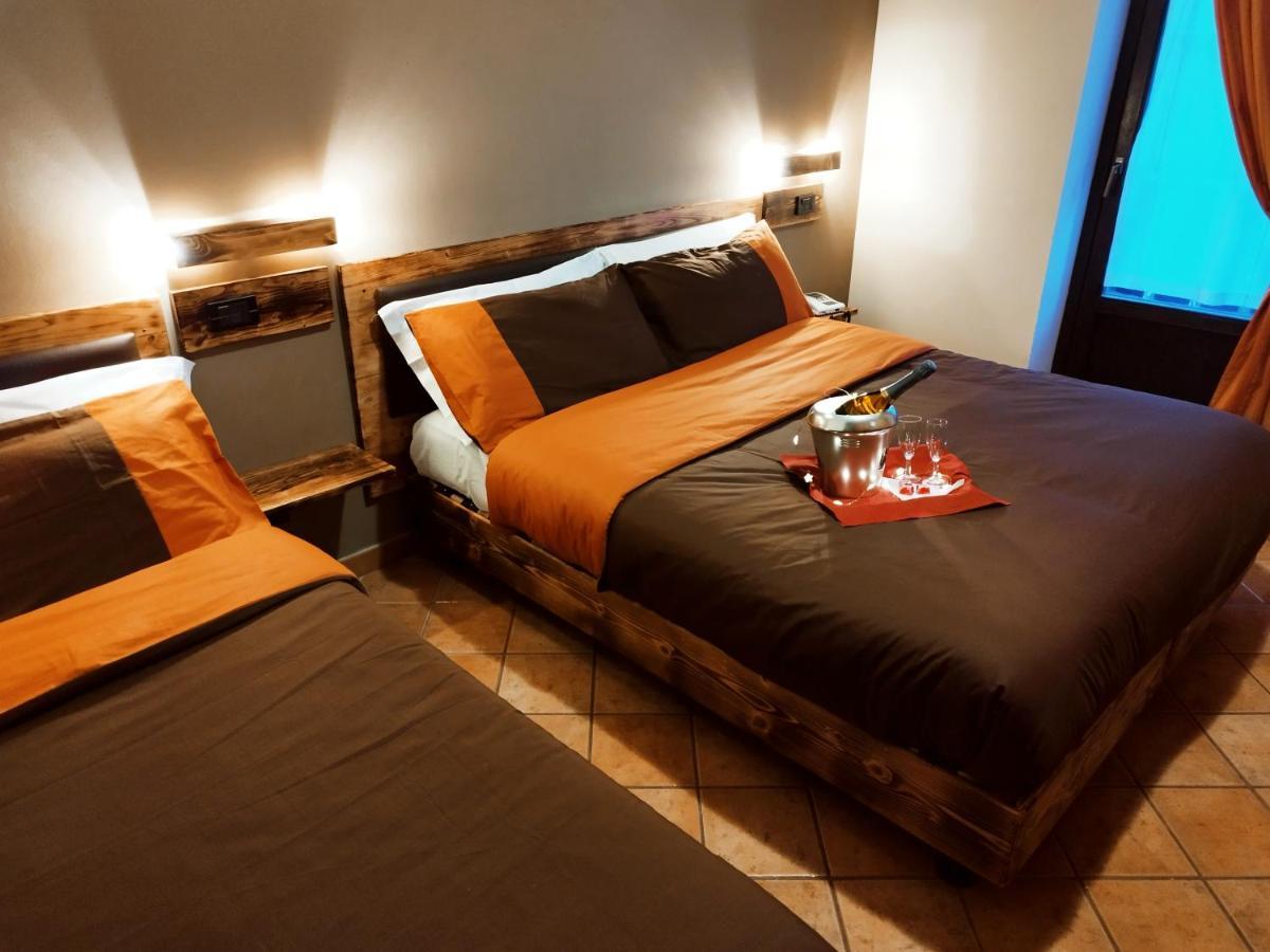 Hotel Altopiano Delle Rocche Rocca di Mezzo Eksteriør billede