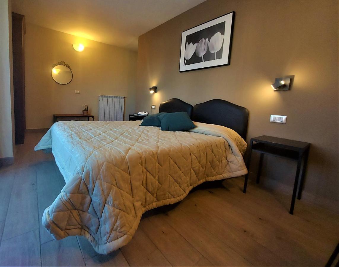 Hotel Altopiano Delle Rocche Rocca di Mezzo Eksteriør billede